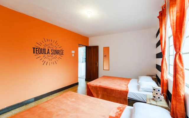 Tequila Sunrise B&B - Hostel