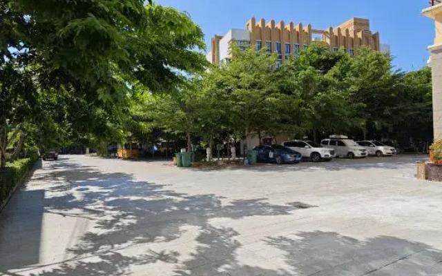 Qjia Ledong Xiangrui Seaview Business Hotel (Longmuwan Branch)