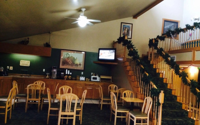 Regency Inn And Suites