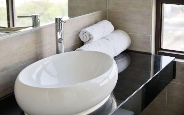 Taichung Saint Hotel