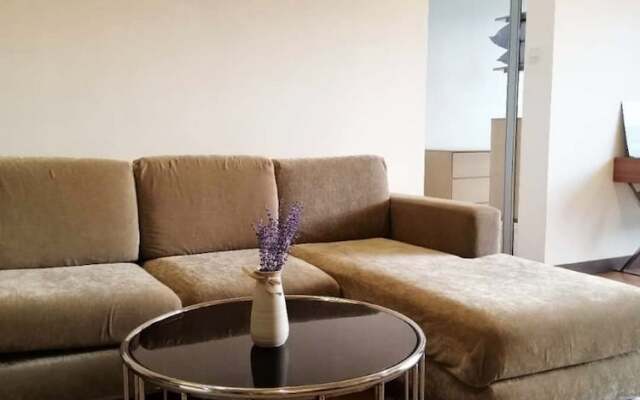 Regalia Suite by Jayden