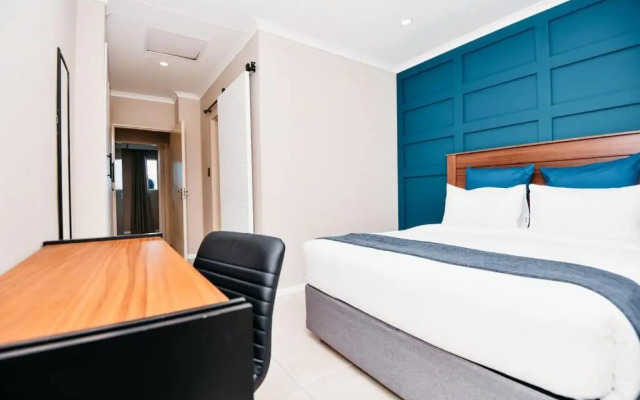 Smart & Modern apartment @ Menlyn Place
