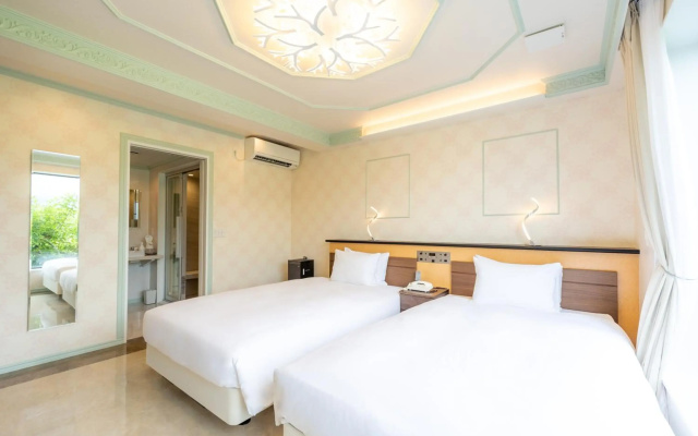 Hachijo View Hotel