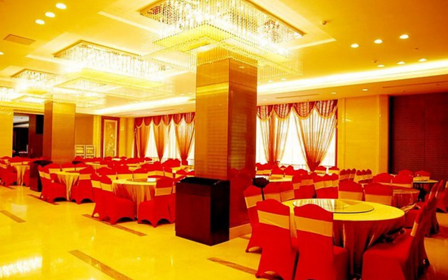 Jinlong Yufeng Hotel