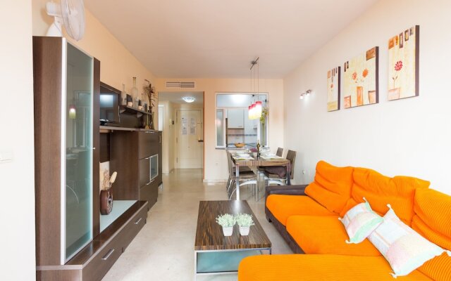 MalagaSuite Torremolinos Beach Apartment