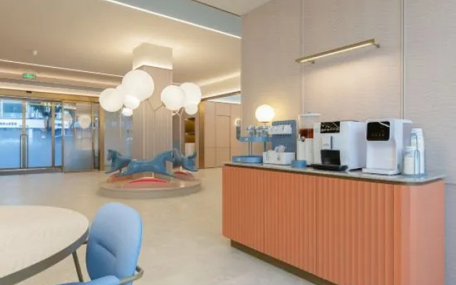 Hanting Hotel (Jiaxing Road, Central District,Leshan)