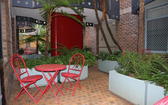 Mariners Court Hotel Sydney