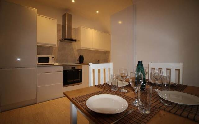 Exquisite 1 Bed Apartment near Heathrow