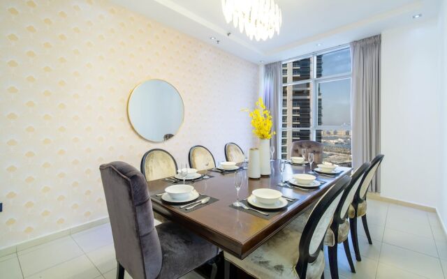 bnbme | SkyView Tower | 4 + Maids