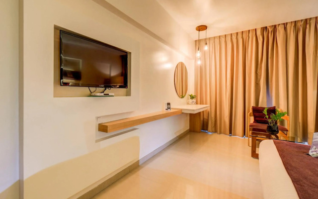 The SSK Solitaire Hotel & Banquets