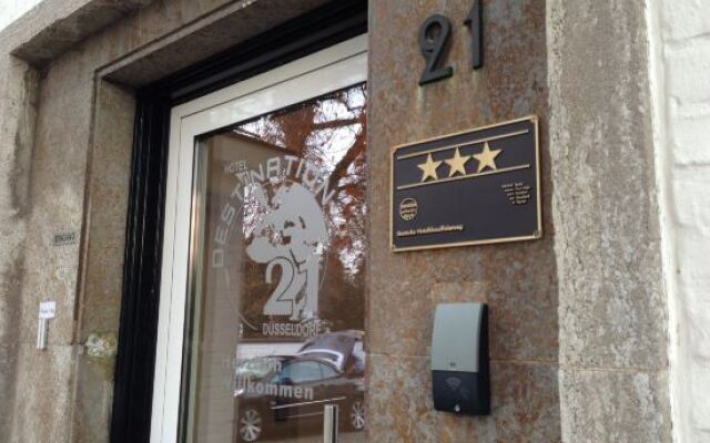 Hotel Destination 21