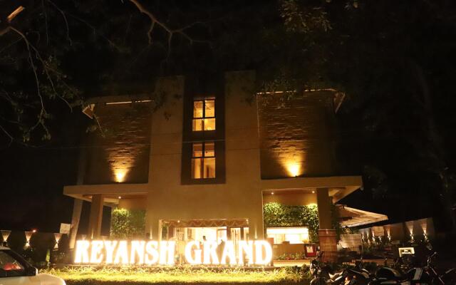 Hotel Reyansh Grand