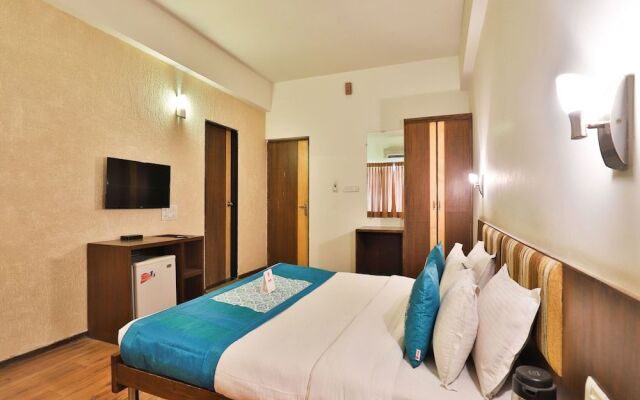 OYO 12945 Hotel President