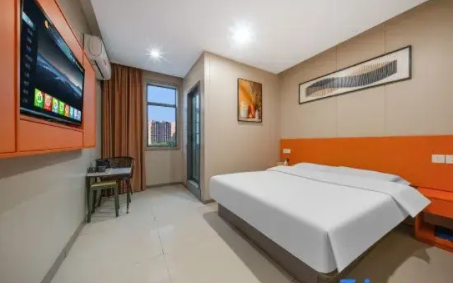 Zhumadian Yaxuan Express Hotel