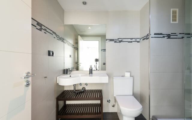 Apartamento Nuevo y Moderno 6E