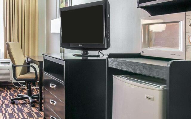 Comfort Inn Maumee - Perrysburg Area