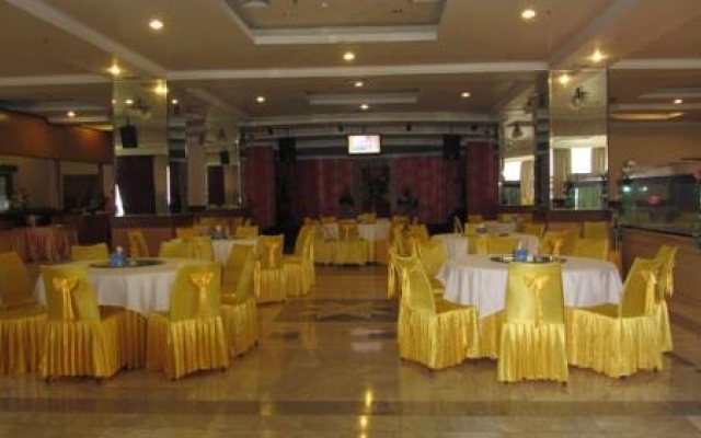 Hotel Agraha