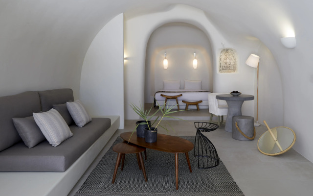 Elysian Santorini