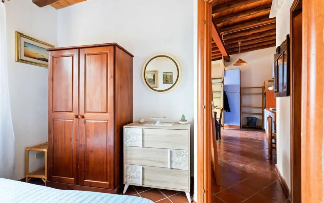 MAZZARò APARTMENT WITH TERRACE AND SEAVIEW