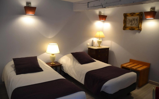 Brit Hotel Les Comtes de Champagne Centre Historique