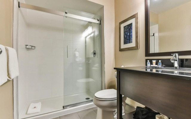 Comfort Inn Montréal Aéroport