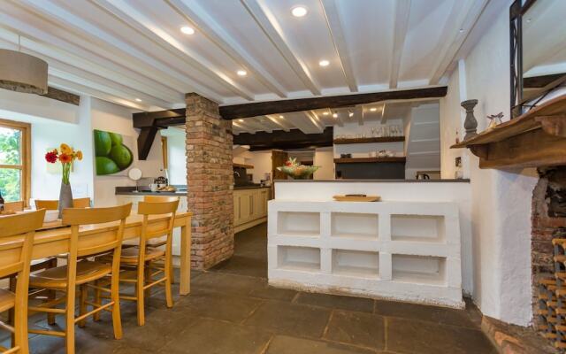 Prixford Barton 6 Bedrooms