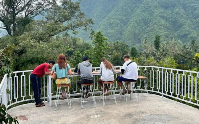 Sugi Gede Homestay