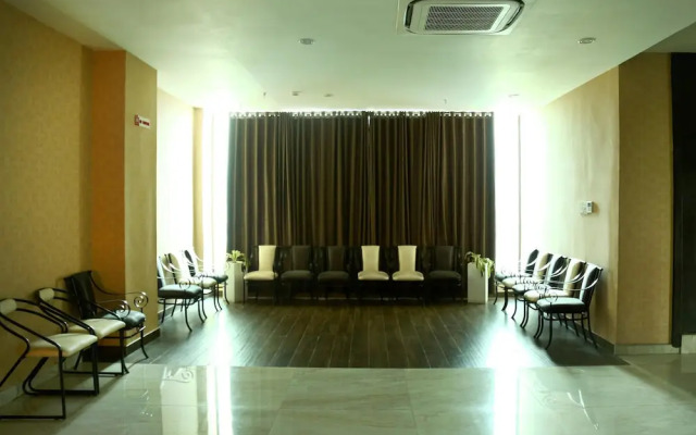 OYO 1566 Hotel Kranthi's Innotel