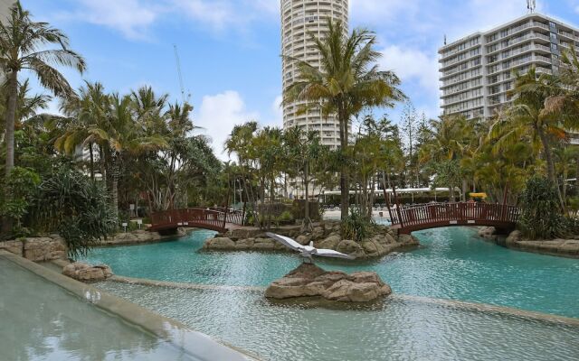 Crown Towers Resort Private Apartments