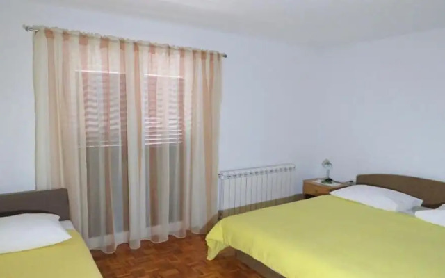 Dani - With Parking - A4