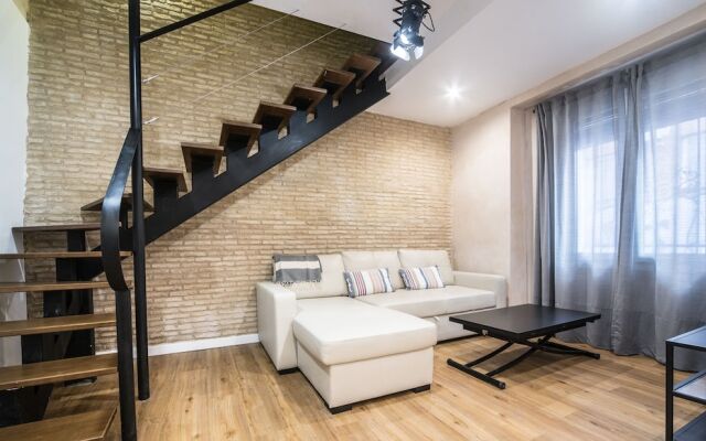 Rey de Sevilla Flats Dúplex Museo