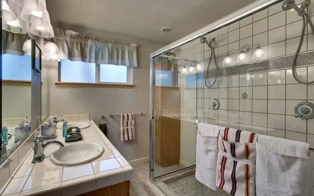 Sequoia Chalet 5 Bedroom Home