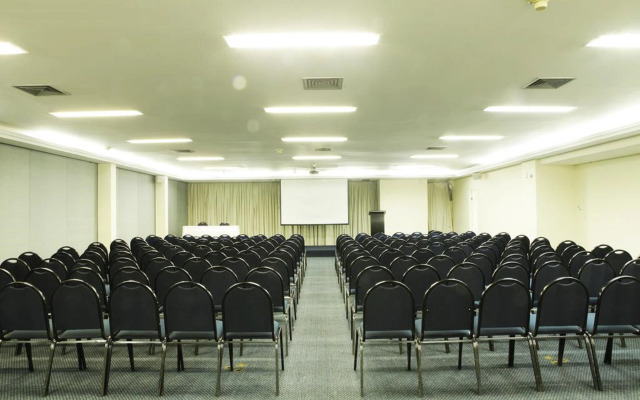 Summit Suítes Hotel Paulista