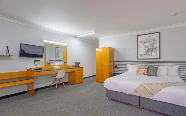Comfort Inn Shearing Shed