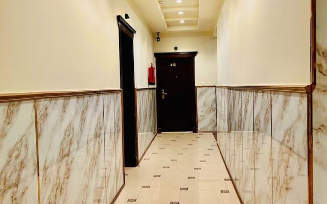 Arabian Palm Hotel