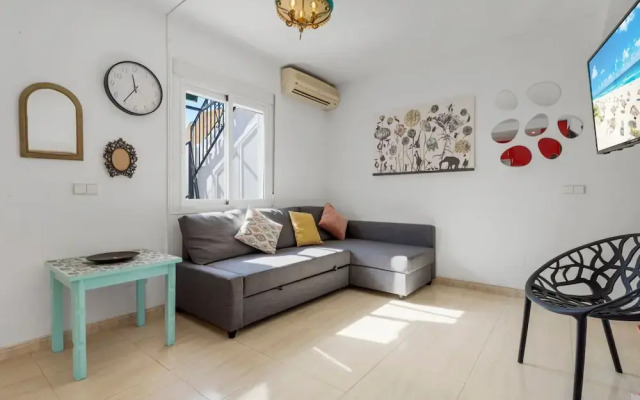 Bright Rooftop in Fuengirola City Center by Costarentals - Ref 255