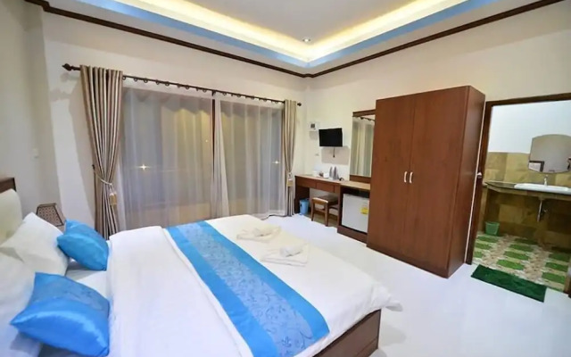 Dusit Phuphaya Resort