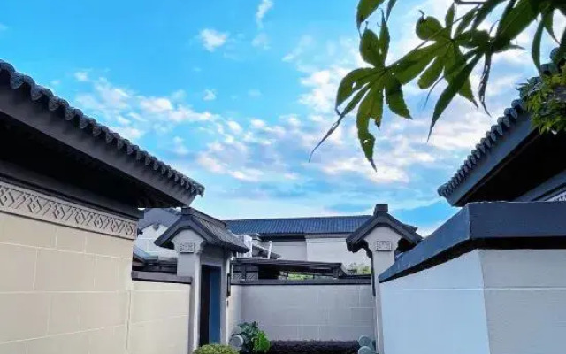 Walone  Resort Hotel  (Wuyishan Mountain Outer Mountain)