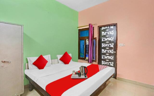 OYO Flagship 701876 Second Home Guest House