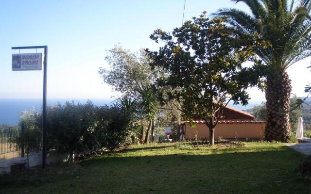 Manolia Studios