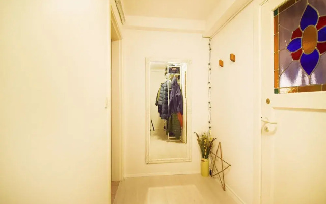 Apartment H81