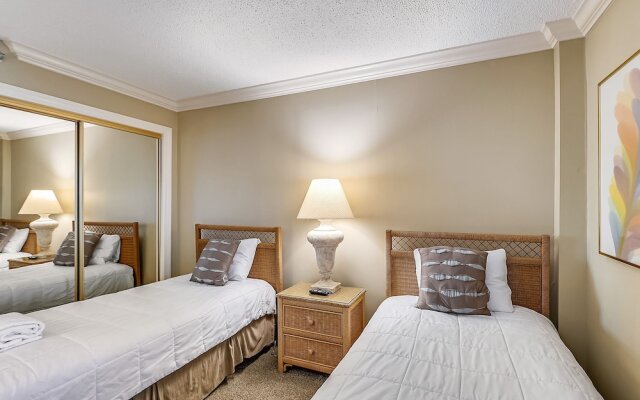 Inlet Reef 109 3 Bedroom Condo by RedAwning