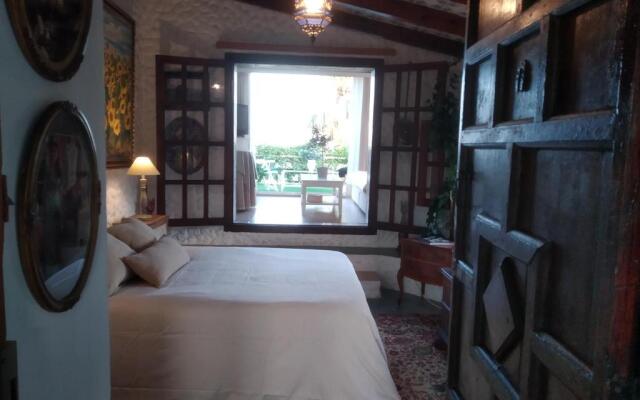 Apartamento con terraza y vistas al mar