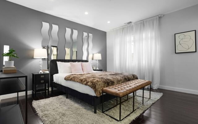 Walefield by Avantstay Mid-wilshire Home + Pool