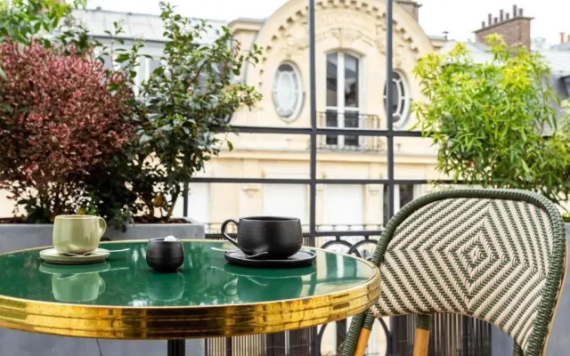 Hôtel Bonsoir Madame
