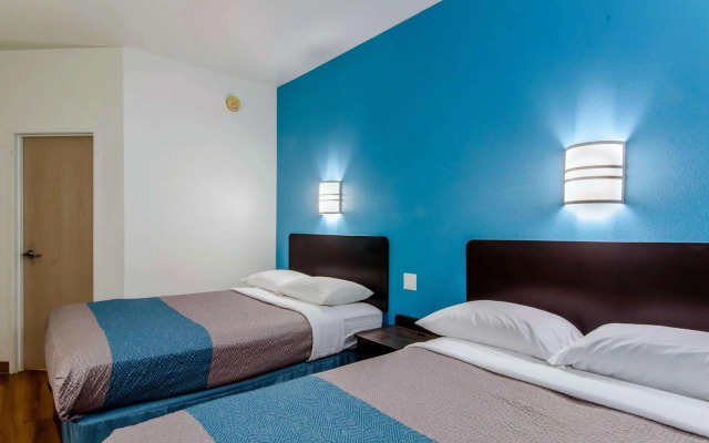 Motel 6 Wheatland, WY