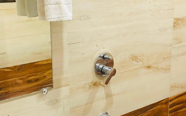 Hotel SV Grand Varanasi