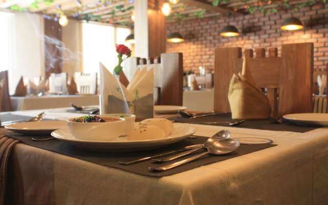 Zip By Spree Hotels Avishi Greens