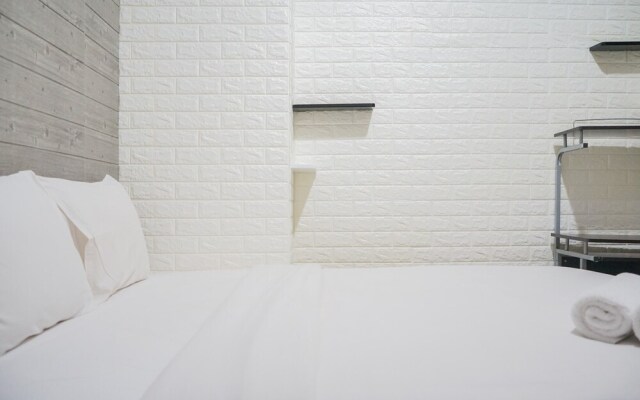 Minimalist 2BR at Springwood Apartment