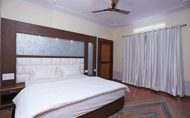 OYO 10926 Home Serene Cottage Bhimtal Road